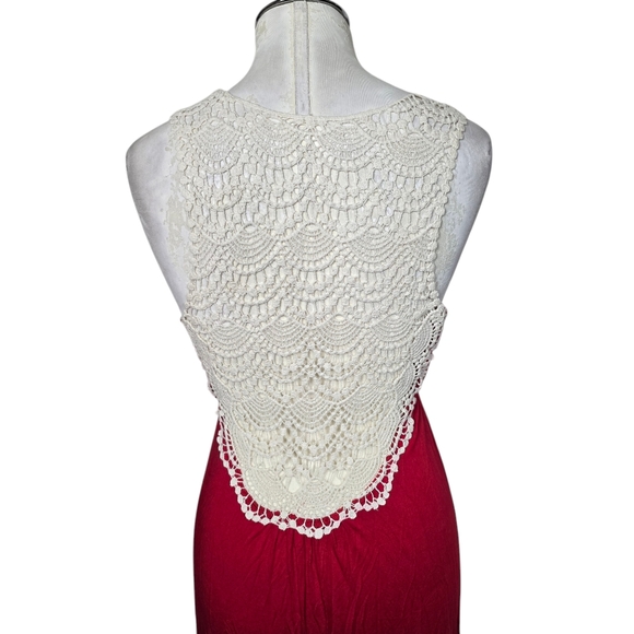 Felicity & Coco Red Maxi V Neck Sleeveless  White Lace Dress M - Picture 4 of 9